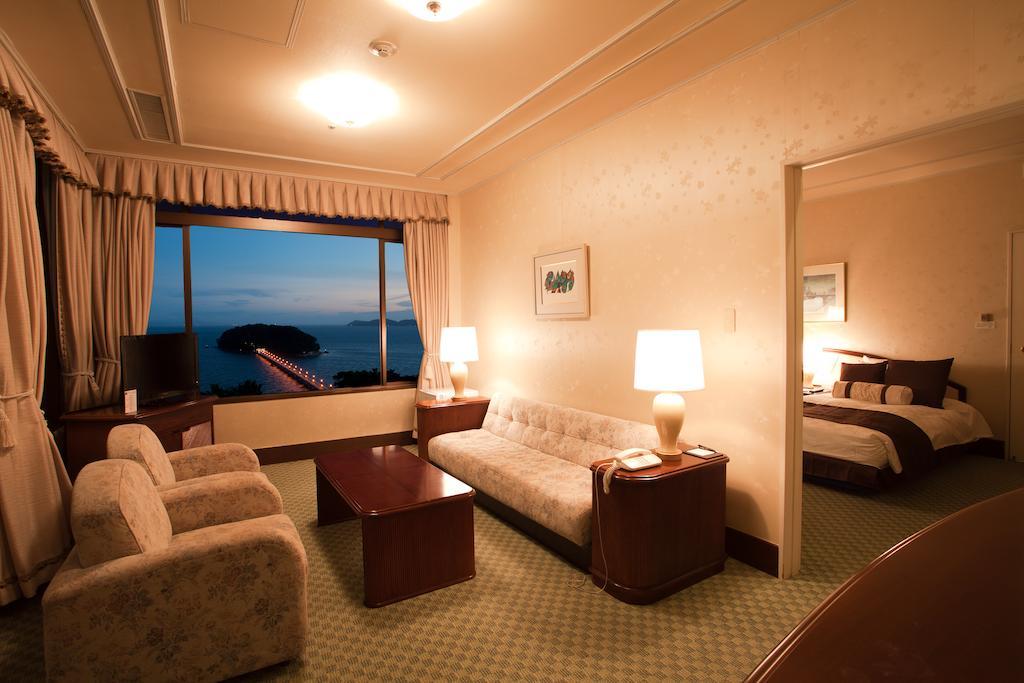 Gamagori Classic Hotel Zewnętrze zdjęcie